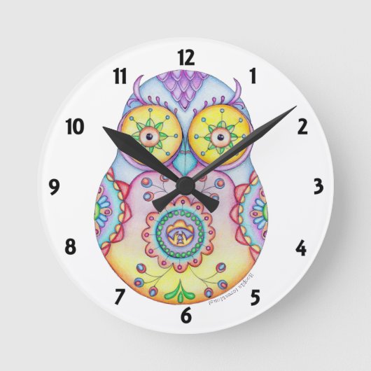 Owlushka Bright Eyes Clock Ronde Klok (Voorkant)