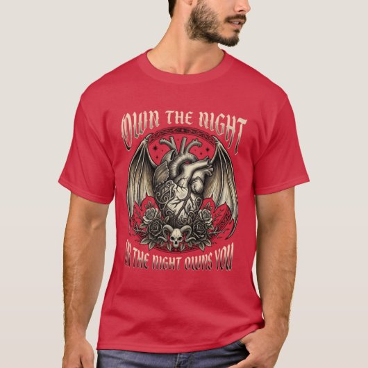 Own The Night - Gotische Hart & Vleermuisvleugels T-shirt (Voorkant)