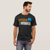 Oxygen is een overschatte Swim Team grappig gesche T-shirt (Voorkant volledig)