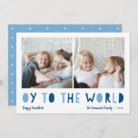 Oy to World | 2 Foto Hanukkah Feestdagenkaart<br><div class="desc">Whimsical Hanukkah-fotokaart bevat twee van uw favoriete familiefoto's in een vierkant formaat dat naast elkaar is uitgelijnd. "Oy to the World" staat onder in blauw uitsnijding. Pas met uw familienaam of namen, douanegroet, en het jaar langs de bodem aan. Een grappige en moderne Hanukkah-kaart die is ontworpen om uw feestelijke...</div>