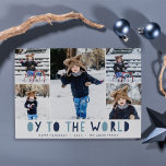 Oy to World | Hanukkah Photo Collage Kaart<br><div class="desc">Whimsical Hanukkah-fotokaart bevat vijf van uw favoriete familiefoto's in een collage lay-out "Oy to the World" die onder de blauwe uitsnijder staat. Pas met uw familienaam of namen, douanegroet, en het jaar langs de bodem aan. Kaarten keren terug naar een patroon van witte sneeuw op blauwe strepen. Een grappige en...</div>