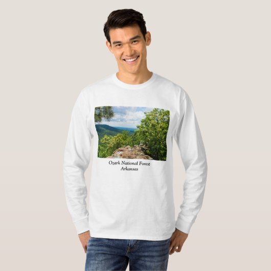 Ozark National Forest Cliff Uitzicht T-shirt (Voorkant volledig)