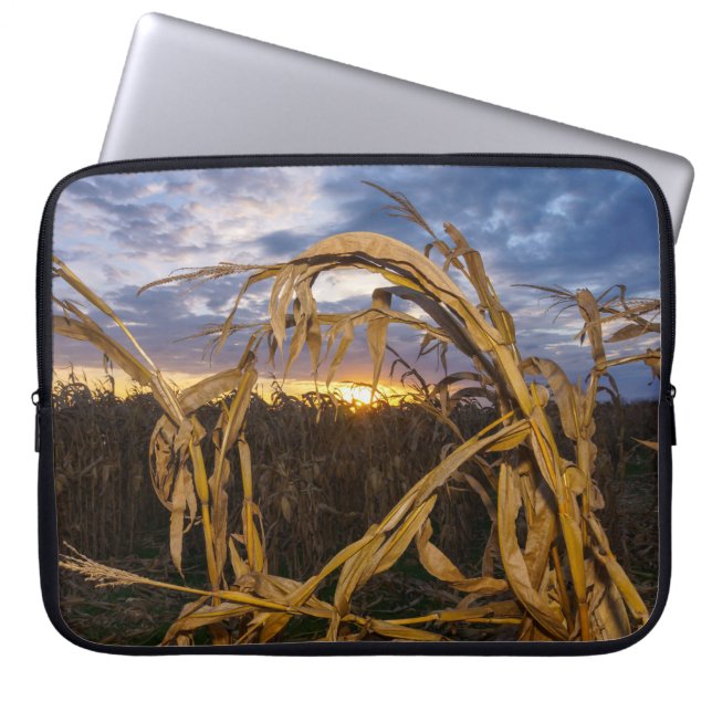 Ozarks Harvest Laptop Sleeve (Voorkant)