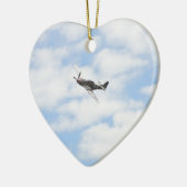 P51 Mustang in vlucht Keramisch Ornament (Links)