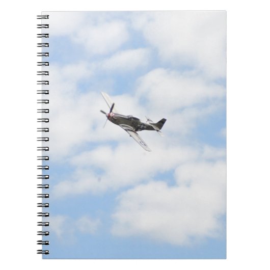 P51 Mustang in vlucht Notitieboek (Voorkant)