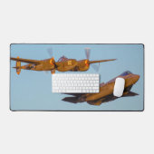 P-38 LICHTING EN F-35A LICHTING II BUREAUMAT (Keyboard & Muis)