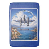 P-38 Lightning boven de Middellandse Zee Badmat (Voorkant Verticaal)