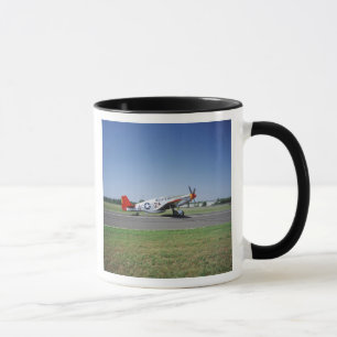 P-51 C Tuskegee Red Tail-vliegtuig bij de CAF Air Mok