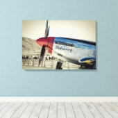 P-51 Mustang Canvas Afdruk (Insitu (Houten vloer))