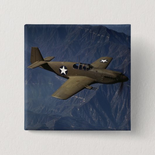P-51 Mustang in Flight, 1942 Vierkante Button 5,1 Cm (Voorkant)