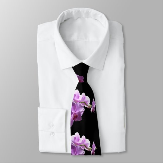 © P Wherrell Pink orchid op zwarte achtergrond Stropdas (Gebonden)