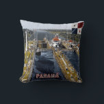 PA0003 Amerika - Panama - Kanaalsloten - panoramis Kussen<br><div class="desc">Hier vind je het souvenir van je vakantie. Deze categorie bevat souvenirs van vele plaatsen in: Amerika - Panama - Kanaalsloten - panoramisch uitzicht. Verbaasd vrienden en familieleden met de unieke souvenirs van je geweldige reis! Probeer ons! Code: PA0003</div>