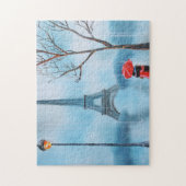 Paar bij het schilderij van de Eiffeltoren in Pari Legpuzzel (Verticaal)