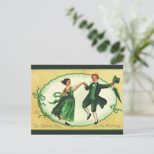  paar danst op St Patricks Day Briefkaart (Staand voorkant)
