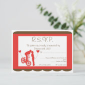 Paar fiets rood/bruin bruiloft RSVP Kaart (Staand voorkant)