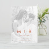 Paar Gedempte B/W Foto Terracotta Save the Date (Staand voorkant)