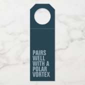 Paar goed met een polaire vortex grappige winterwi flessenhanger (Voorkant)