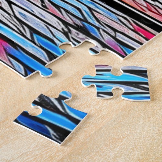 Paar Holding Handen Stedelijke Graffiti Art Legpuzzel (Zijkant)