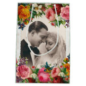  paar in Rozen met liefdesweddenschappen Gift Bag Medium Cadeauzakje (Achterkant)