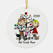 Paar met baby meisje drie honden keramisch ornament (Voorkant)