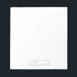 Paar naam Weddenschap Monogram Notitieblok<br><div class="desc">Een delicaat elegant zacht licht en donkergrijs monogram van het koppel in  sans serif type,  tegenover een handgeschreven doopvont van het stijlmanuscript. Elegant bruiloft-blocnote voor newlyweds of echtgenoten van langere duur. Het mengen van  en moderne stijlen. Bestellen in grotere hoeveelheden voor meer besparingen.</div>