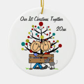 Paar op bank, gepersonaliseerde vakantiehuisstijl keramisch ornament (Voorkant)