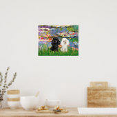 Paar poodle (zwart + wit) - Lilies 2 Poster (Keuken)