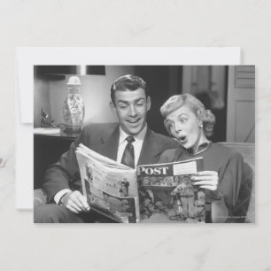 Paar Reading Magazine