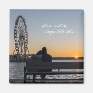 Paar Together Watch Sunset on Bench Magneet