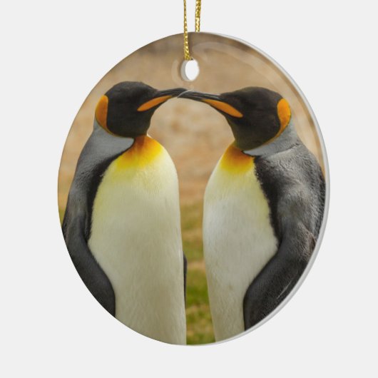 Paar van King Penguins, Falklands Keramisch Ornament (Links)