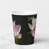 Paar van Lotus Flowers II Papieren Bekers (Links)