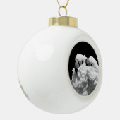 Paar van paraplu-cockatoes keramische bal ornament (Links)