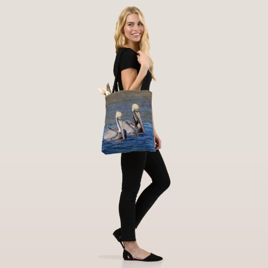 Paar van Pelicans Tote Bag (Op model)
