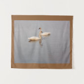 Paar witte zwanen tapijt wandkleed (Voorkant (horizontaal))