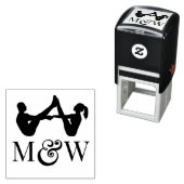 Paar Yoga Pose Bruiloft 2 Initialen LG Ampersand Zelfinktende Stempel (In situ)