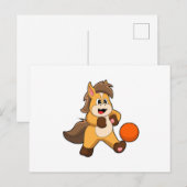 Paard als voetballer met voetbal briefkaart (Voorkant / Achterkant)