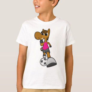 Paard als voetballer met voetbal t-shirt