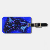 Paard Bagagelabel loopt in blauw maanlicht nacht (Voorkant horizontaal)