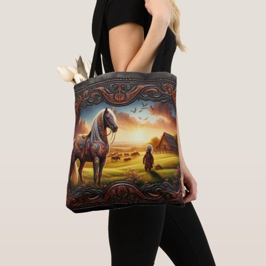 Paard bij zonsondergang Tote Bag (Dichtbij)