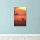 Paard bij zonsopgang canvas afdruk (Insitu (Houten vloer))