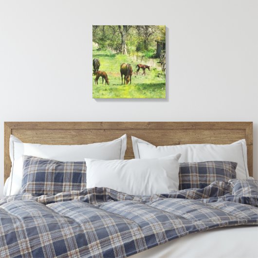 Paard & Colts in de wei - Square Canvas Art (Insitu (Slaapkamer))