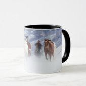 Paard dat door de sneeuw rent mok (Voorkant rechts)
