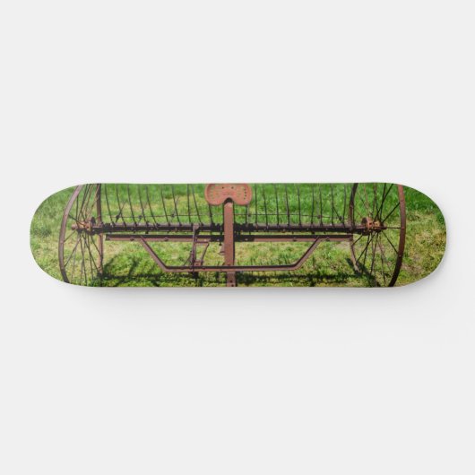 Paard getrokken hooi rake skateboard (Horizontaal)