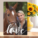 Paard LIEFDE Gepersonaliseerde Moderne Ruitersport Fotoplaat<br><div class="desc">Op zoek naar het ultieme geschenk voor paardenliefhebbers en ruiters - onze LIEFDE met paardenhoofd design fotoplaat! Deze moderne, eenvoudige en chique plaquette is voorzien van LIEFDE en uw aangepaste foto van uw paard, waardoor het de perfecte aandenken voor elke paardenmeisje of paardenliefhebber. Deze plaquette is een ideaal geschenk voor...</div>