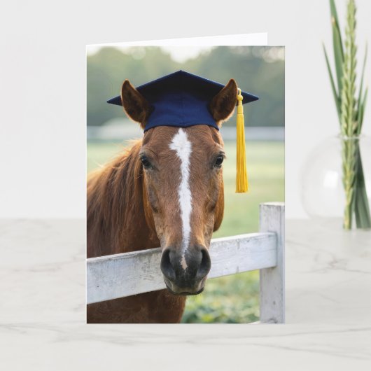 Paard met een afstudeerhoed kaart (Voorkant)