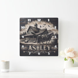 Paard nabij  schuur met bergen vierkante klok