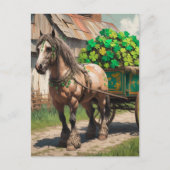 Paard trekt een kar vol Shamrocks AI-glitches Briefkaart (Voorkant)