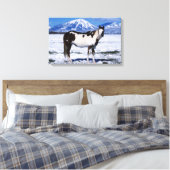 Paard van de verf die in de sneeuw staat canvas afdruk (Insitu (Slaapkamer))