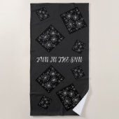 Paardebloem, wilde bloemen en honingbijen strandlaken (Voorkant)