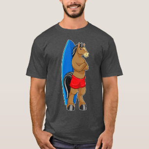 Paarden als surfer met surfbord t-shirt